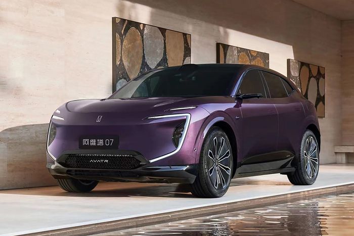 AVATR 07 jadi salah satu mobil yang sudah pakai baterai Freevoy.