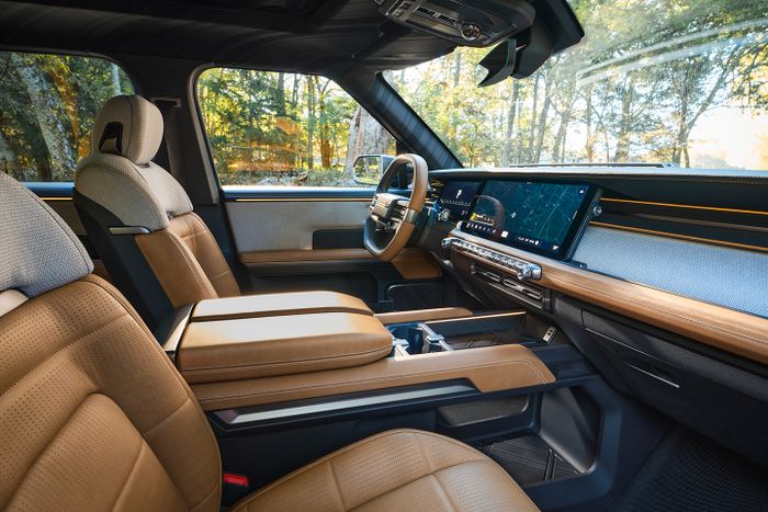 Interior Scout Traveler.