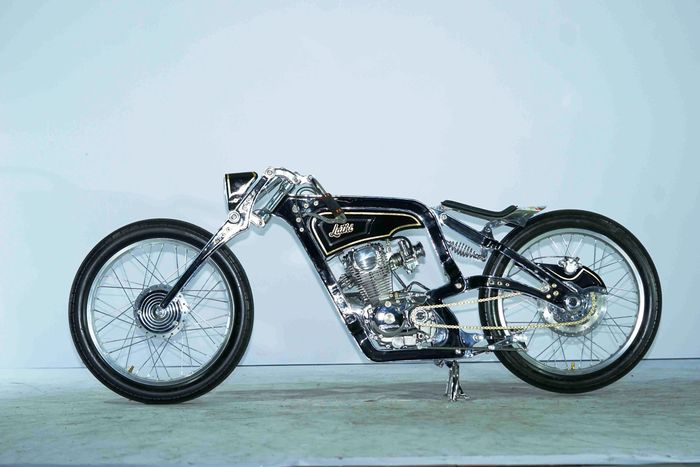 Dari Honda GL Max hanya diambil mesin, sisanya bikin sendiri