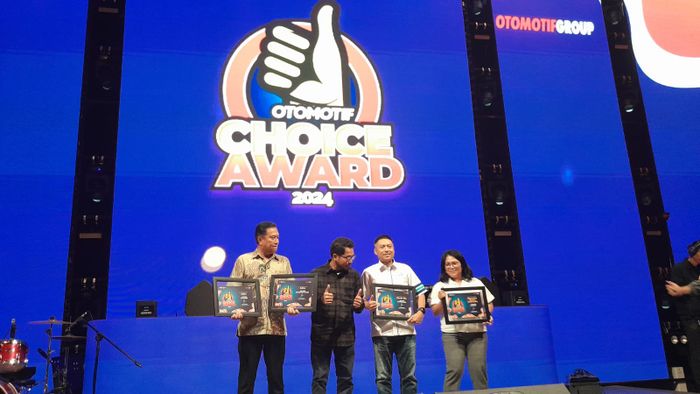 Adira Finance raih 2 penghargaan di Otomotif Choice Award 2024
