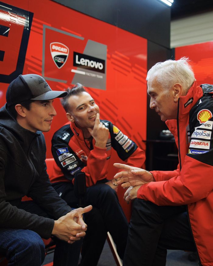 Marc Marquez di garasi Ducati Lenovo