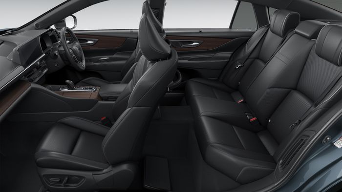 Interior Toyota Crown Sedan