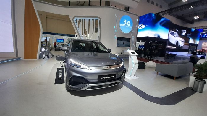 BYD Atto di GJAW 2024
