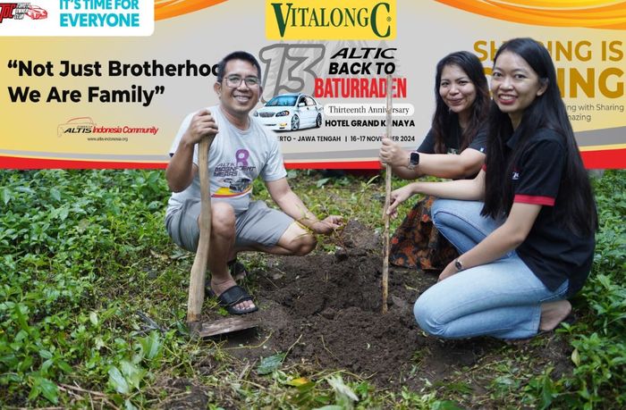 Grand Touring ALTIC ke Baturraden juga berisi kegiatan CSR seperti penanaman pohon