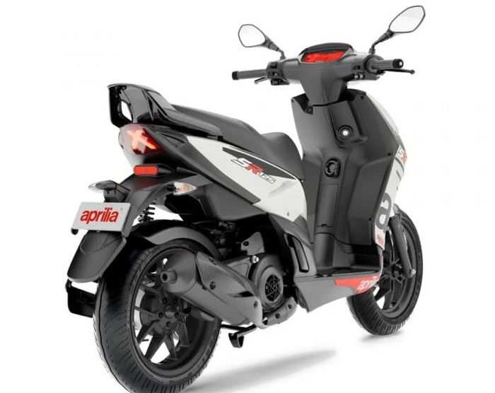 detail buritan Aprilia SR 125