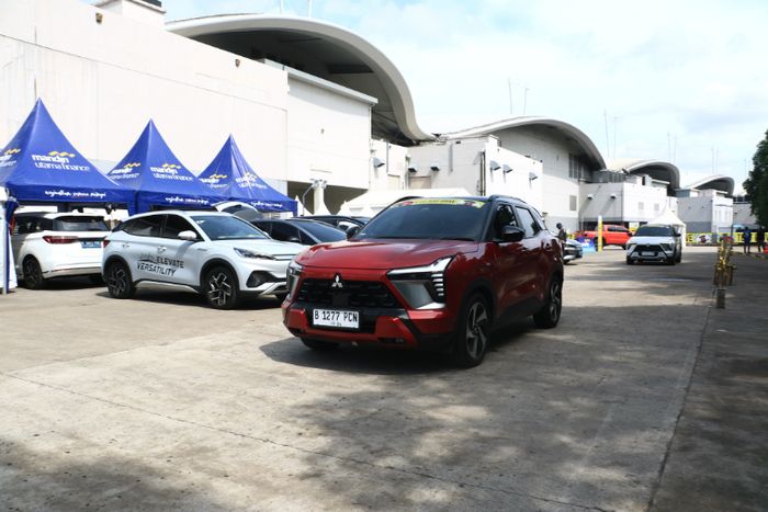 Test drive unit Mitsubishi Xforce.