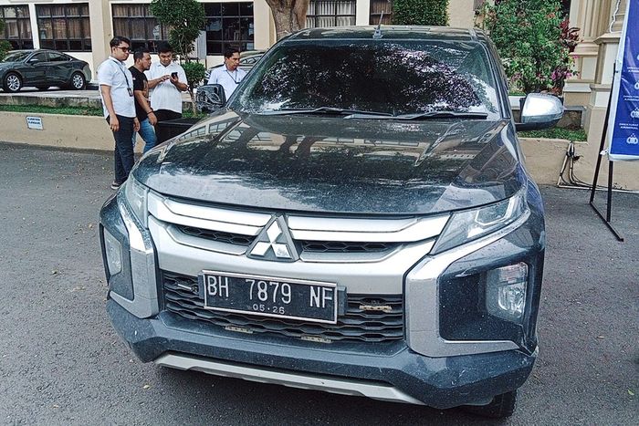 Mitsubishi Triton milik Pemkot Sungai Penuh yang dipakai para pelaku pembakaran kota suara pilkada 2024