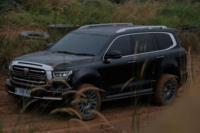 GWM Tank 500 HEV Fury Edition