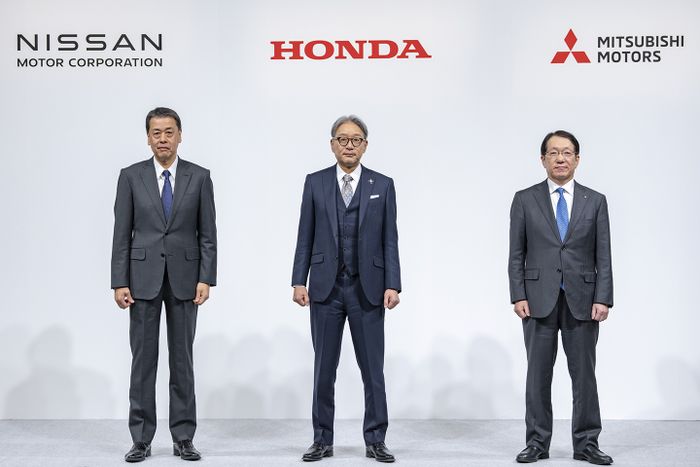 Nissan Honda dan Mitsubishi telah meneken MoU untuk integrasi bisnis.
