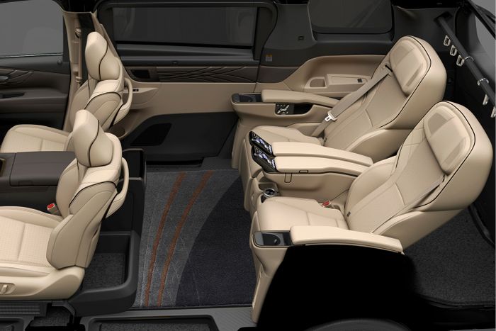 Interior Alphard Spacious Lounge.