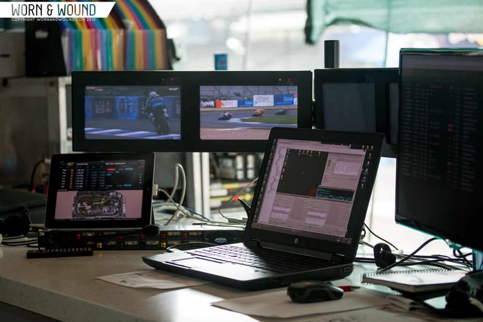 Tampilan ruangan Race Stewards dan Race Direction MotoGP