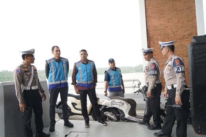 Jalan Tol di Indonesia yang bisa dilewati oleh pengendara motor.