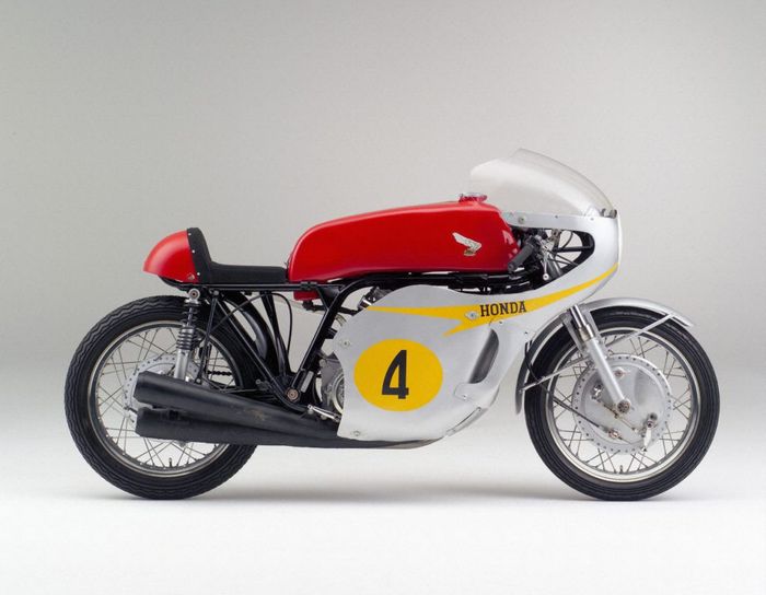 Bentuk motor MotoGP pada akhir 1950-an hingga era 1960-an