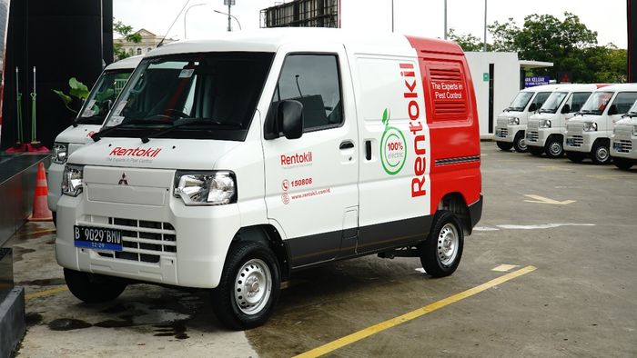 Unit Mitsubishi L100 EV yang akan digunakan oleh Rentokil Initial Indonesia