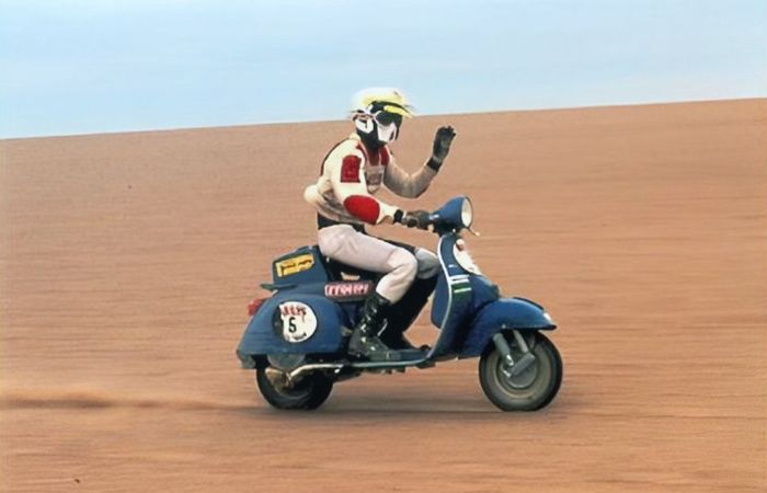 Yvan Tcherniavsky, pereli Vespa di ajang Reli Paris-Dakar 1980