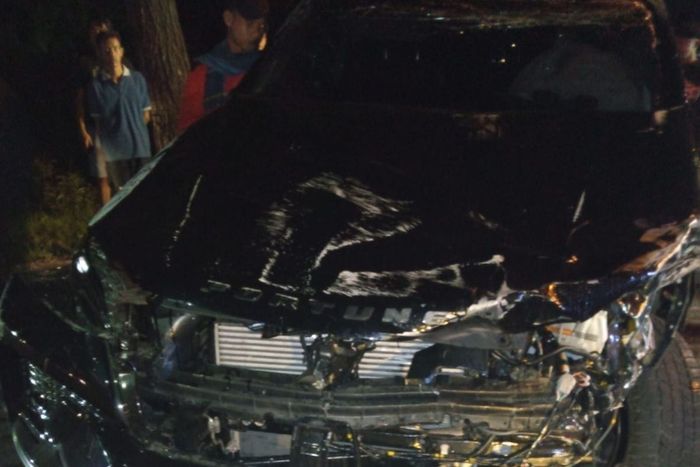 Kondisi depan Toyota Fortuner yang menabrak dua mobil dan dua motor di Samas, Bantul, Yogyakarta