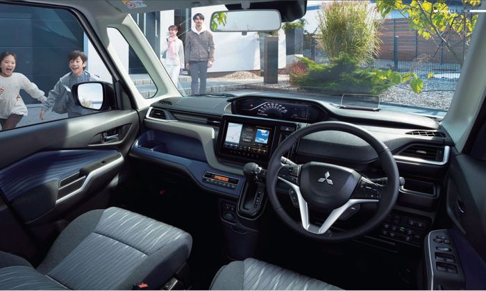 tampilan dasbor Mitsibishi Delica D:2