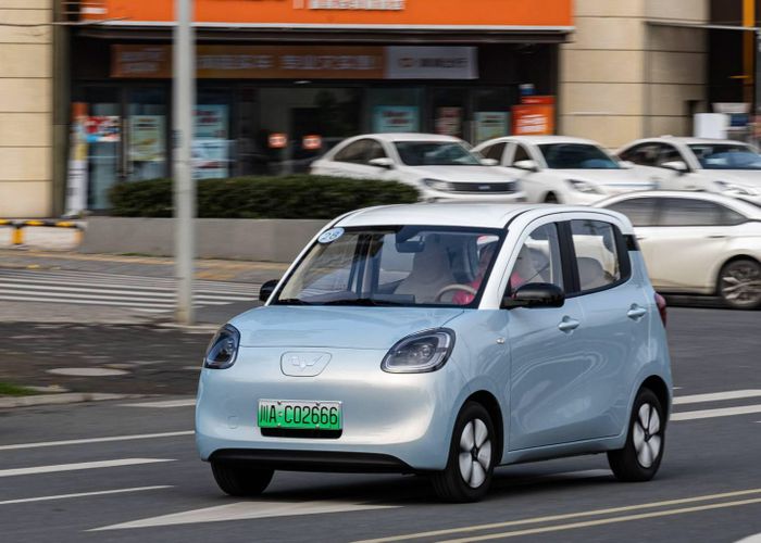 Wuling Hongguang Mini EV 5 Door.