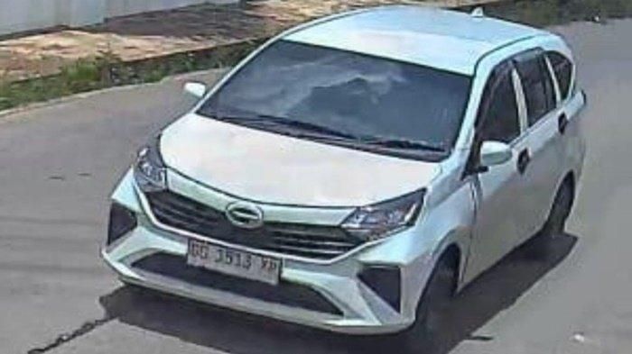 Daihatsu Sigra yang digunakan pelaku begal di Pelambang