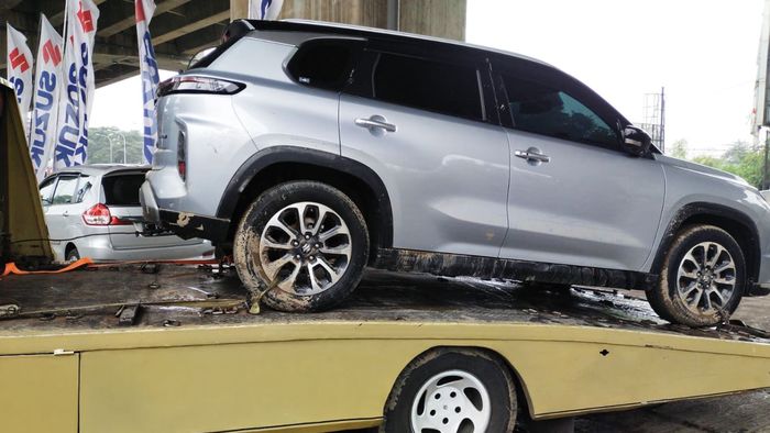 Pelanggan yang ingin memanfaatkan program layanan Free Towing ini dapat menghubungi Halo Suzuki di 0800 1100 800