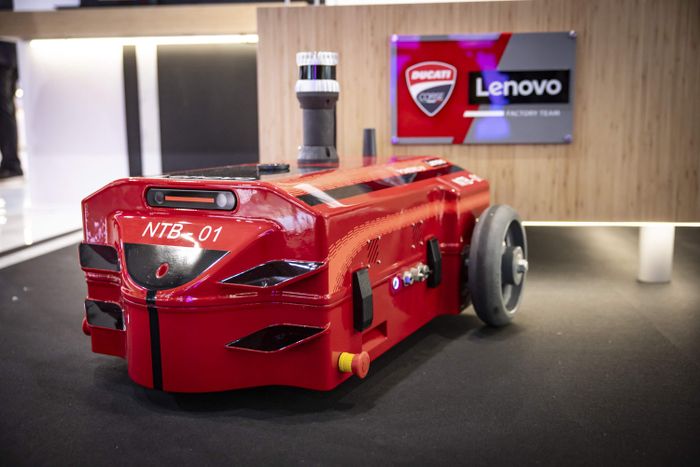 Robot Lenovo akan membantu Marquez dan Bagnaia