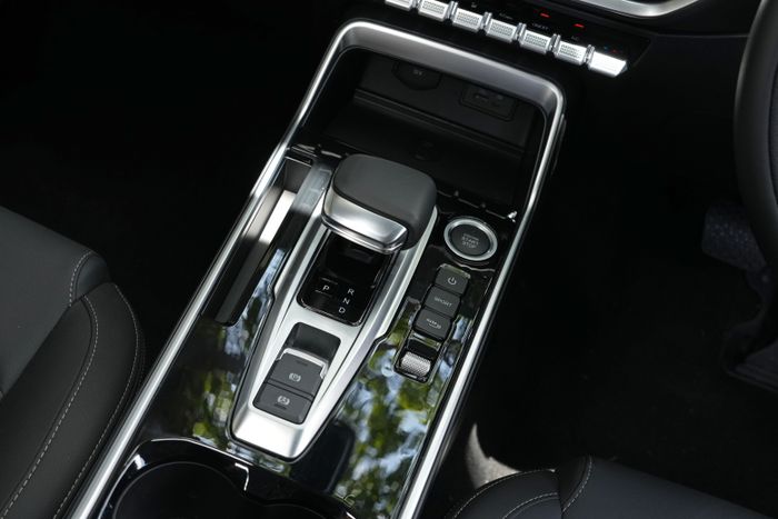 Interior Mobil Listrik Jetour X50e