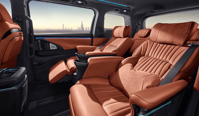 Interior mewah GAC M8 PHEV.