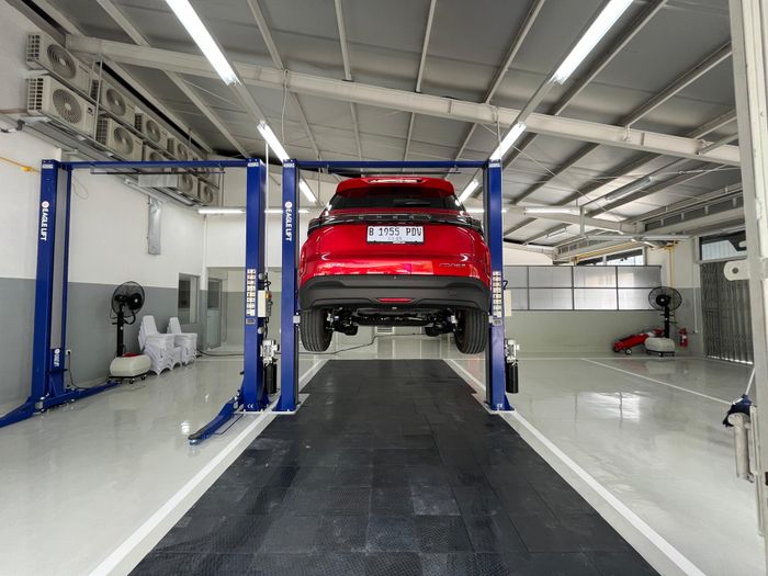 Layanan purna jual bengkel resmi dan suku cadang tersedia di dealer Chery Puri Indah, Jakarta Barat