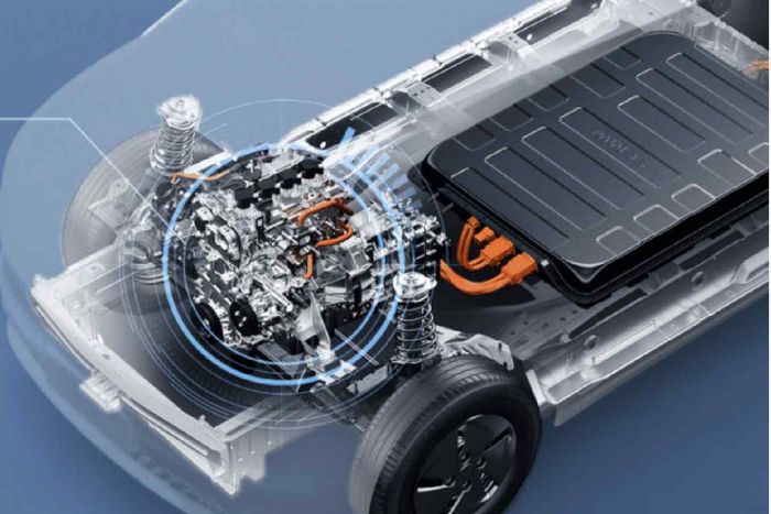 Wuling Hongguang EREV punya keistimewaan berupa mesin hybrid 1.500 cc sebagai generator.