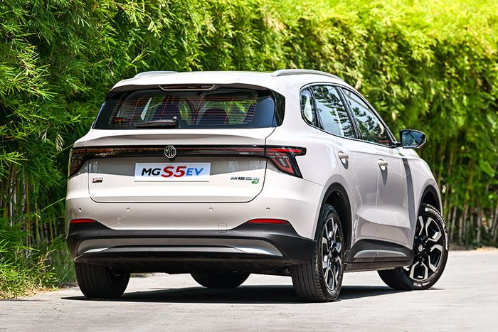 MG S5 EV hadir dengan tampilan menawan.