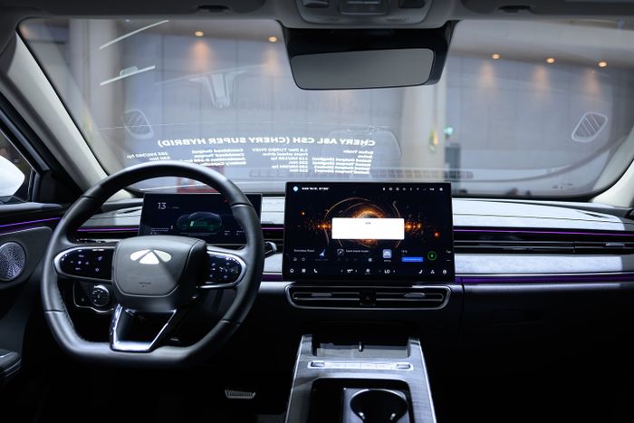 Interior Chery A8L CSH.