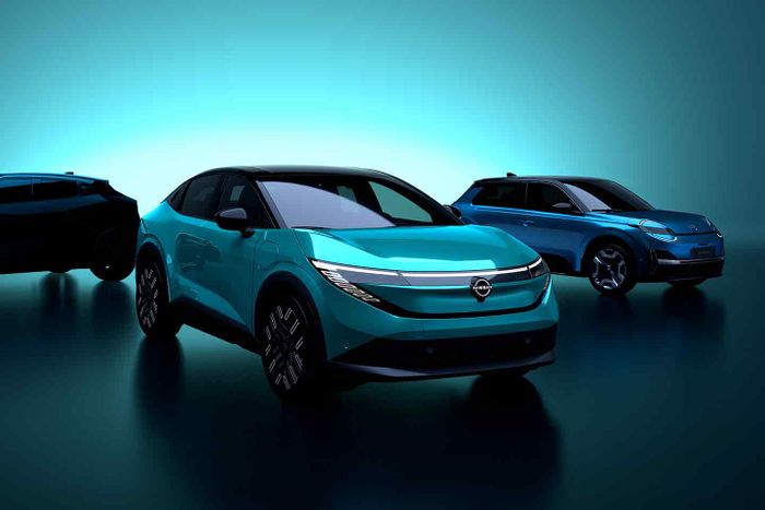 Tampang Nissan Leaf terbaru bersama Micra yang menjadi EV.