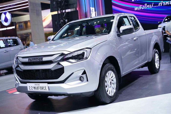 Isuzu D-MAX dapat mesin Maxforce.