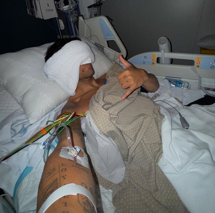 Jorge Martin selfie di rumah sakit, dengan kondisi patah 11 tulang rusuk