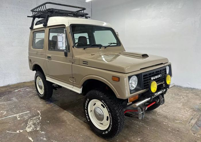 detail tampilan Suzuki Jimny 1991 yang mau dijual lagi seharga Rp 320 jutaan