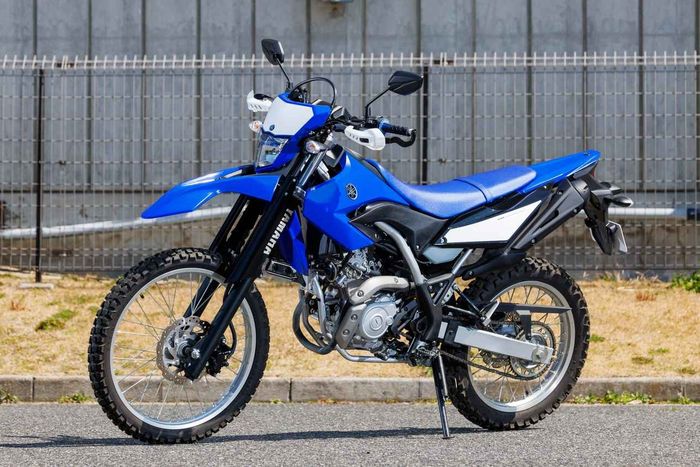 Tak terlihat ada nama WR155R di motor Jepang