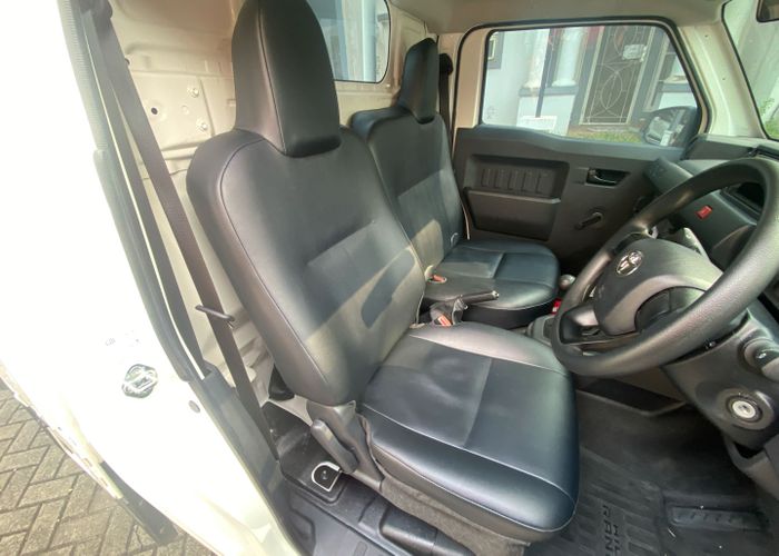 Jok Toyota Hilux Rangga Bensin.