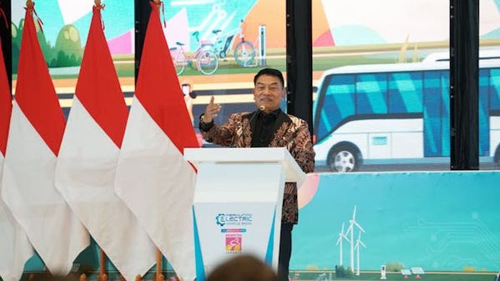 Ketua Umum PERIKLINDO, Moeldoko saat pembukaan PEVS 2025