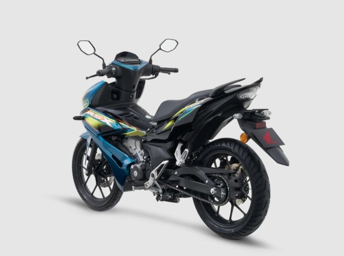 Kesan agresif juga terlihat dari area buritan yang lancip