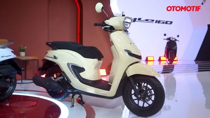 Honda Stylo 160 CBS