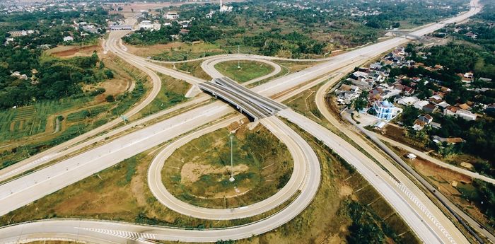Simpang Susun ruas tol Kunciran-Serpong