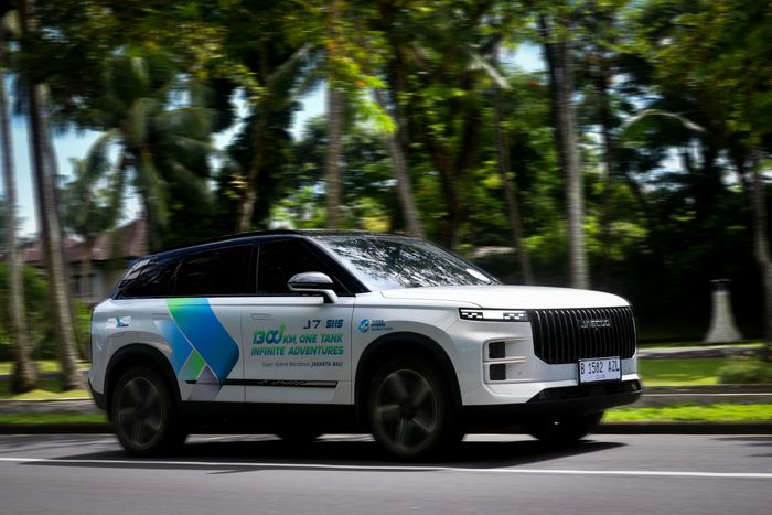 Dalam pengujian terbarunya, JAECOO J7 SHS bisa menempuh jarak hingga 1.377 km dalam perjalanan Jakarta-Bali.