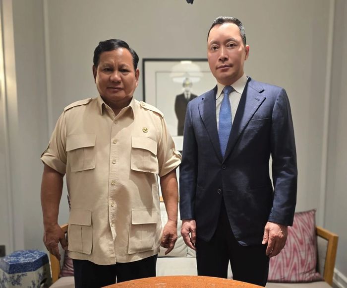 Chairman Yadea Technology Group, Dong Jinggui datang ke Indonesia dan bertemu dengan Presiden Indonesia, Prabowo Subianto.
