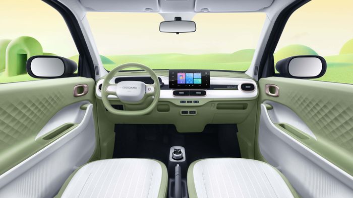 Interior Geely Panda Mini.