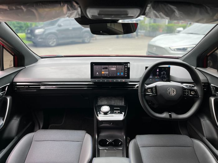Interior MG 4 EV Ignite eks KTT VIN 2024 yang dijual dealer MG Andalan Rp 299 juta saja
