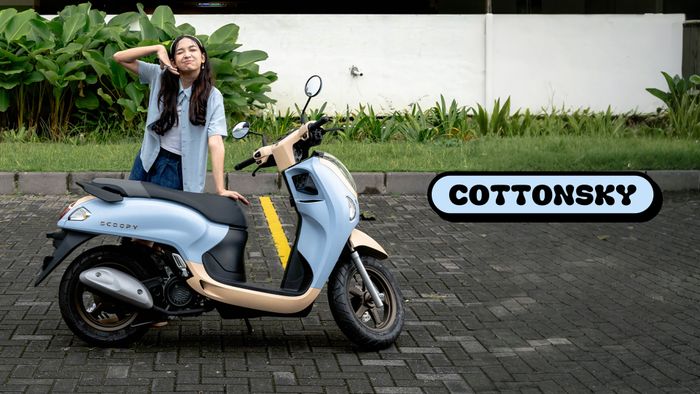 Honda Scoopy Special Edition warna Cottonsky
