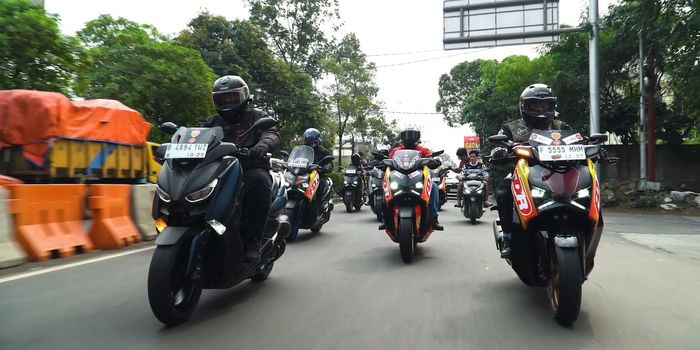 Para peserta touring ban FDR   