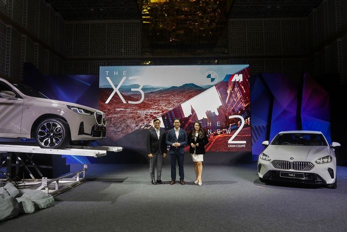 Jajaran petinggi BMW Indonesia dalam peluncuran BMW X3 20 xDrive M Sport dan BMW 218 Gran Coupé M Sport, (18/6/25)