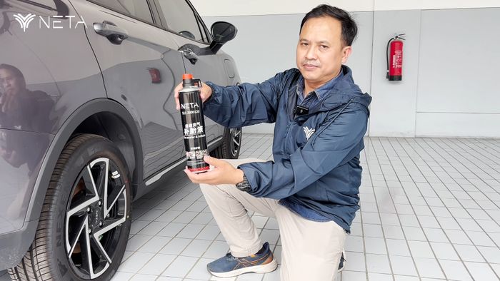 Cara pakai Tire Repair Kit pada mobil listrik NETA