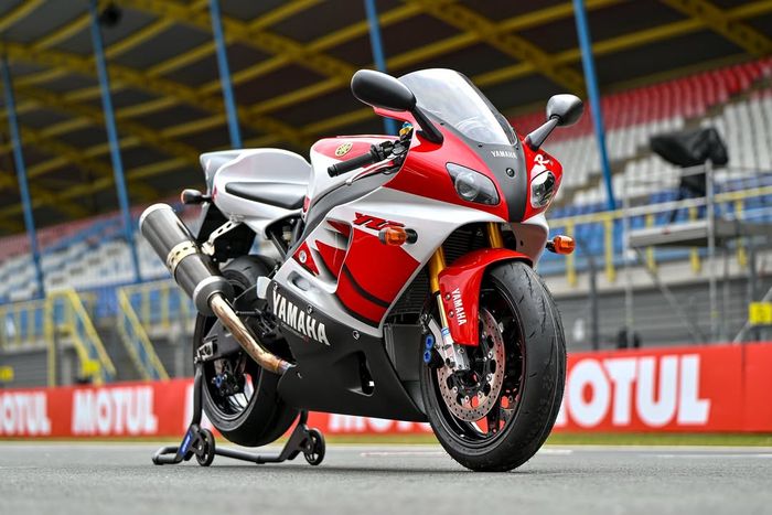 Yamaha YZF-R7 1999, menginspirasi livery spesial Yamaha di MotoGP Italia 2025